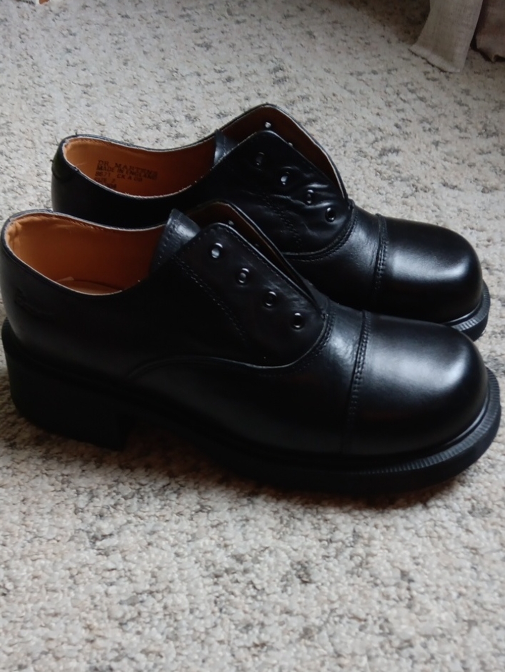 Dr. Martens Black Leather Dress Shoes - Unisex